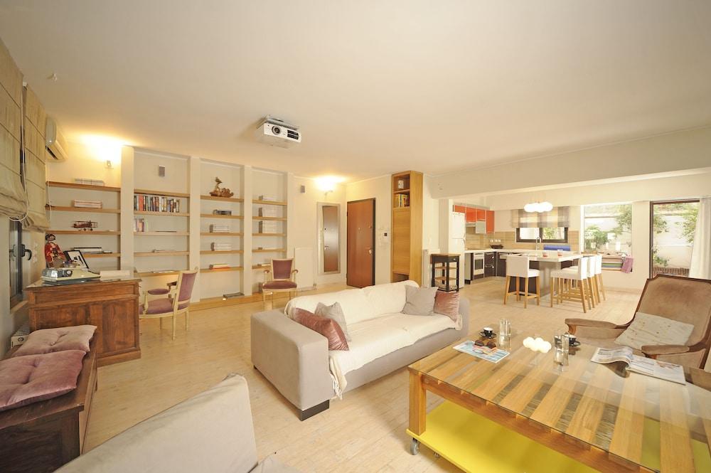 Koukaki Garden Escape Child Friendly Apartment Афины Экстерьер фото